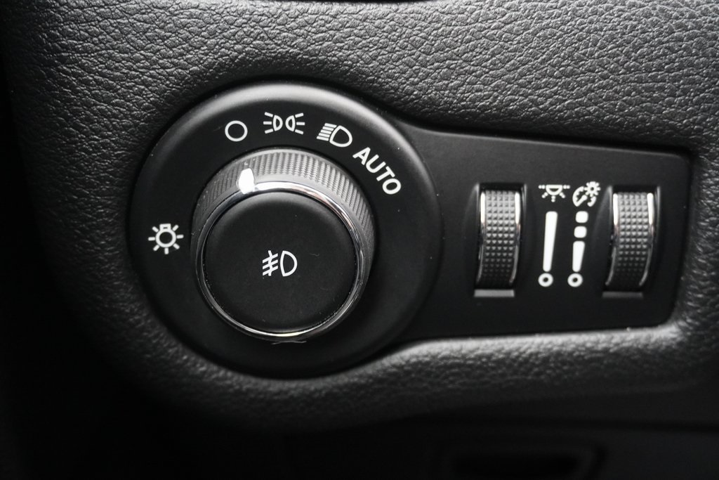 used 2019 Jeep Cherokee car, priced at $14,400