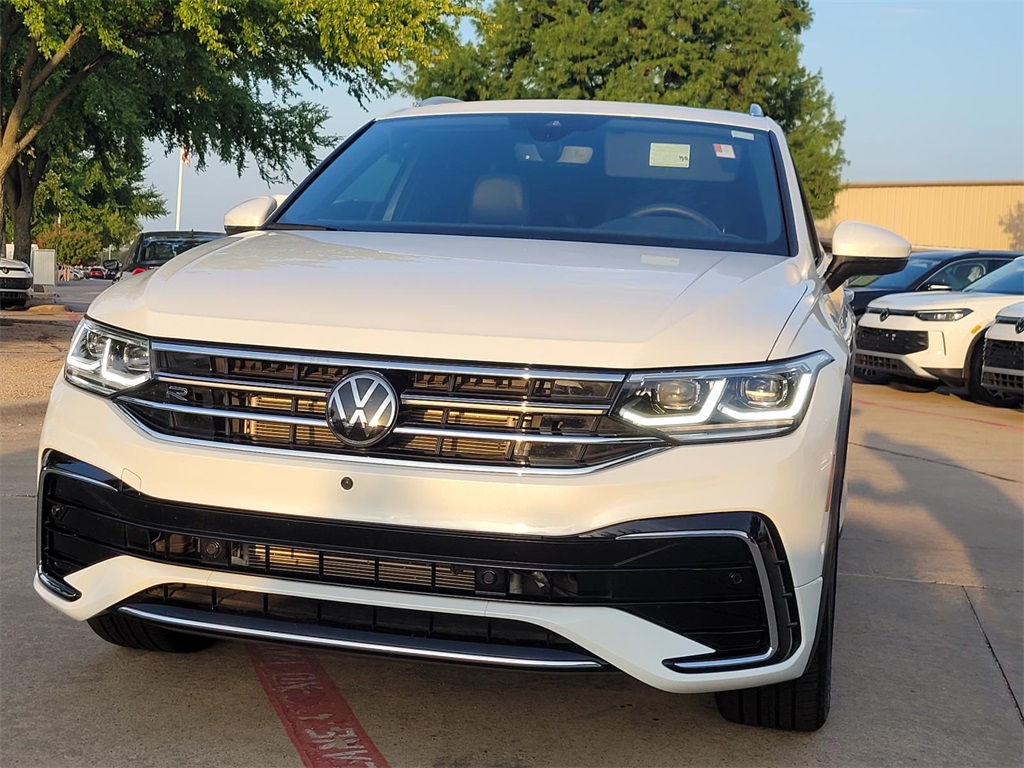 used 2024 Volkswagen Tiguan car, priced at $33,789