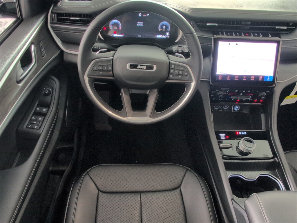 new 2025 Jeep Grand Cherokee car, priced at $49,180