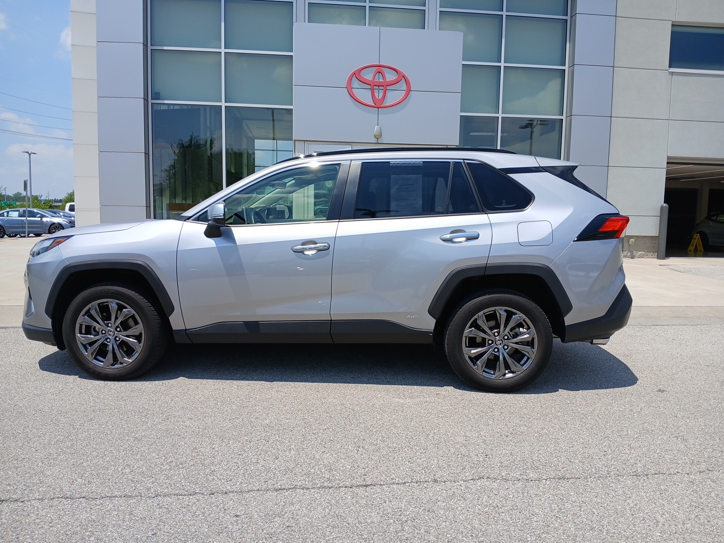 used 2022 Toyota RAV4 Hybrid car, priced at $36,513