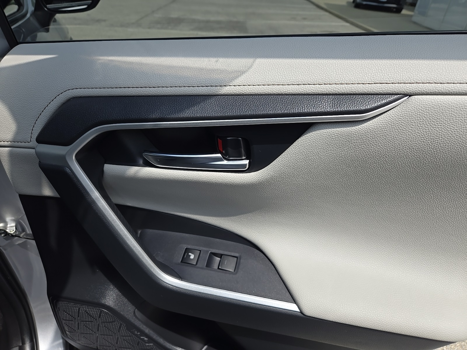 used 2022 Toyota RAV4 Hybrid car, priced at $36,513