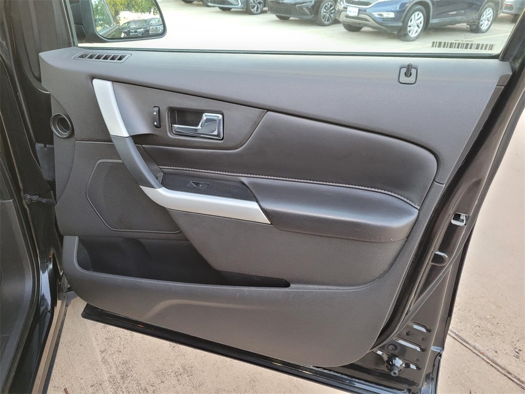used 2013 Ford Edge car, priced at $6,940