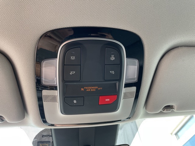 used 2022 Hyundai Santa Fe car, priced at $27,990