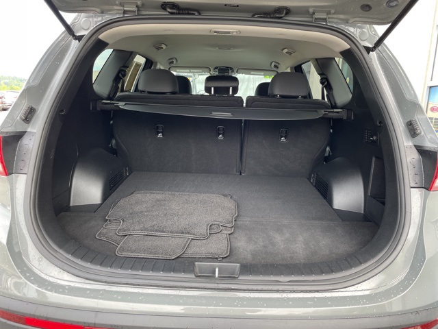 used 2022 Hyundai Santa Fe car, priced at $27,990