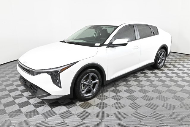 new 2025 Kia K4 car, priced at $25,824
