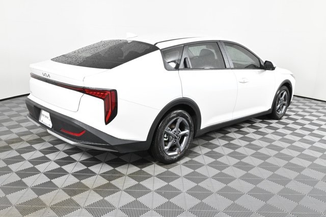 new 2025 Kia K4 car, priced at $25,824