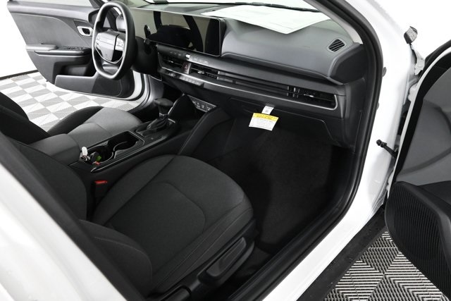 new 2025 Kia K4 car, priced at $25,824