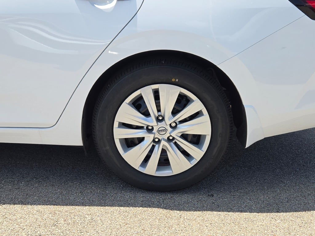 new 2025 Nissan Sentra car, priced at $23,335