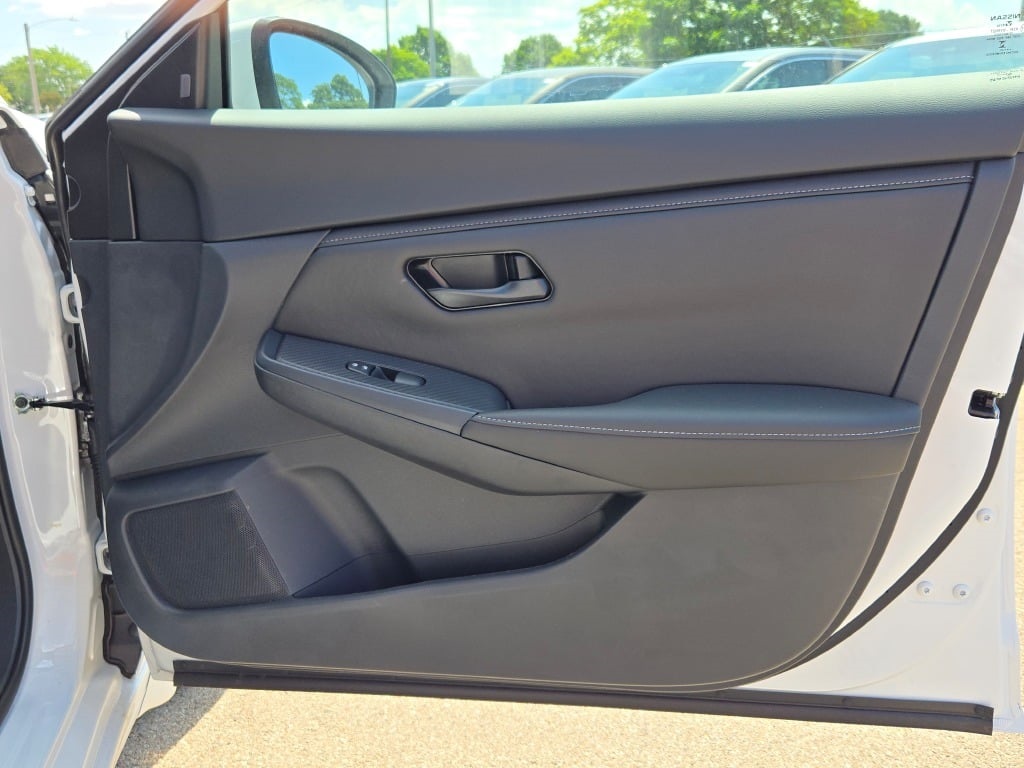 new 2025 Nissan Sentra car, priced at $23,335