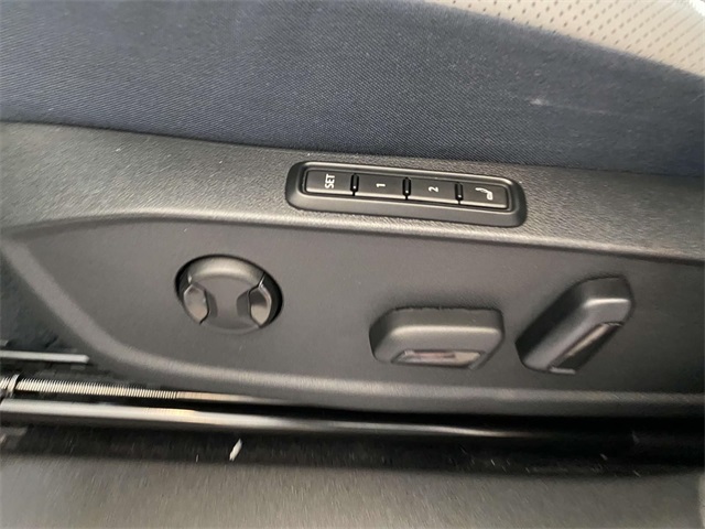 new 2025 Volkswagen ID.4 car, priced at $53,056
