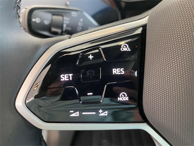 new 2025 Volkswagen ID.4 car, priced at $53,056