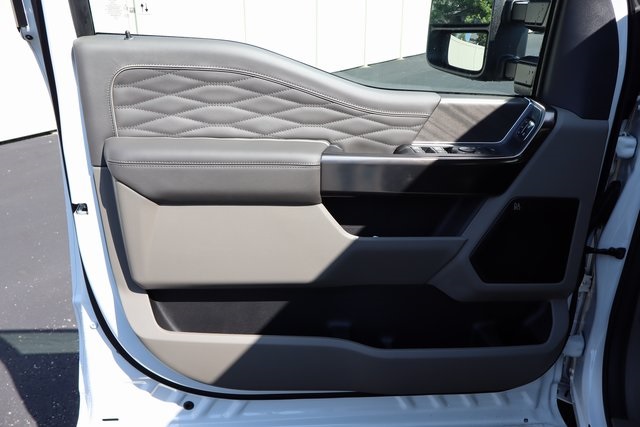 new 2025 Ford F-350SD car, priced at $99,107