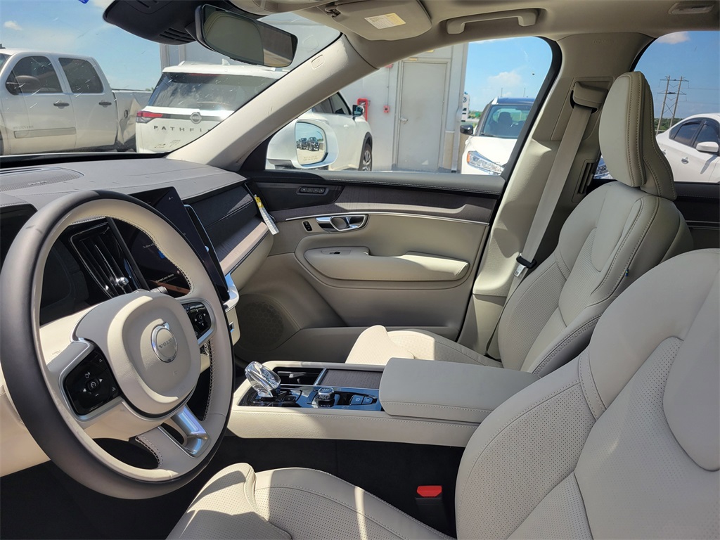 new 2026 Volvo XC90 car, priced at $71,655