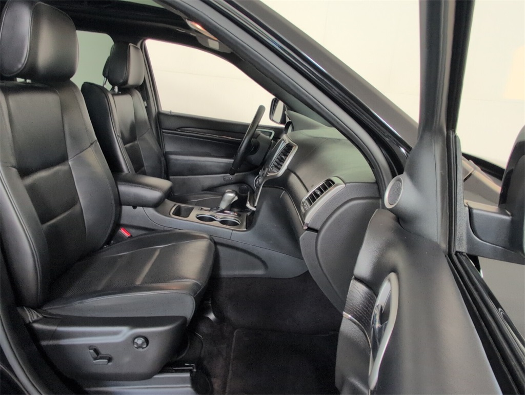 used 2018 Jeep Grand Cherokee car, priced at $15,868