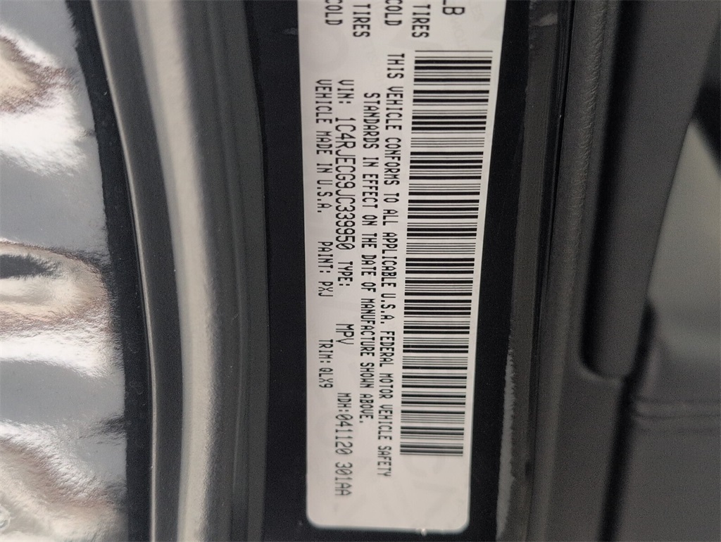 used 2018 Jeep Grand Cherokee car, priced at $15,868