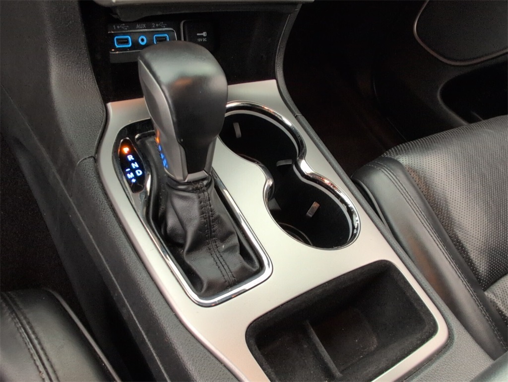 used 2018 Jeep Grand Cherokee car, priced at $15,868