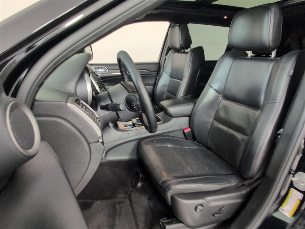 used 2018 Jeep Grand Cherokee car, priced at $15,868