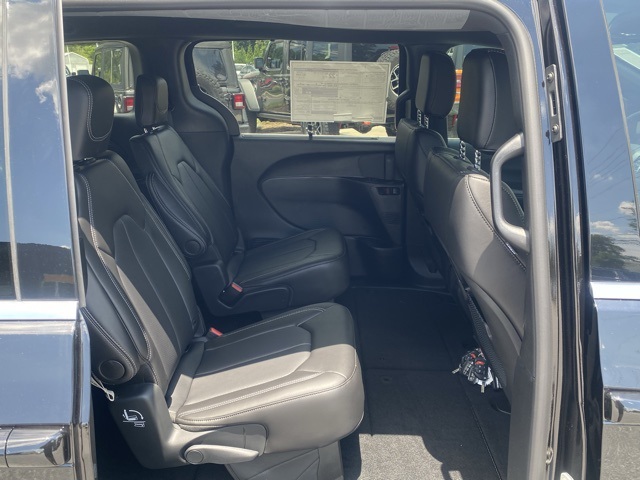 new 2025 Chrysler Voyager car, priced at $34,136