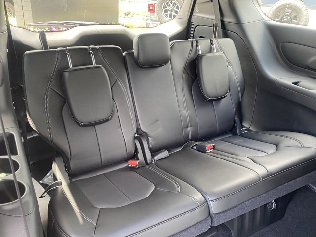 new 2025 Chrysler Voyager car, priced at $34,136