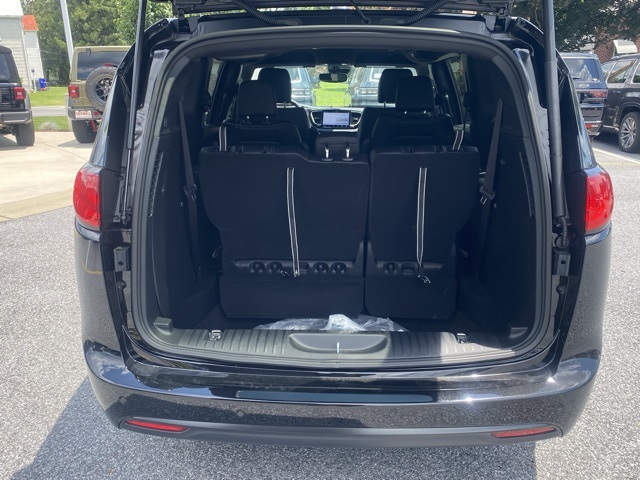 new 2025 Chrysler Voyager car, priced at $34,136
