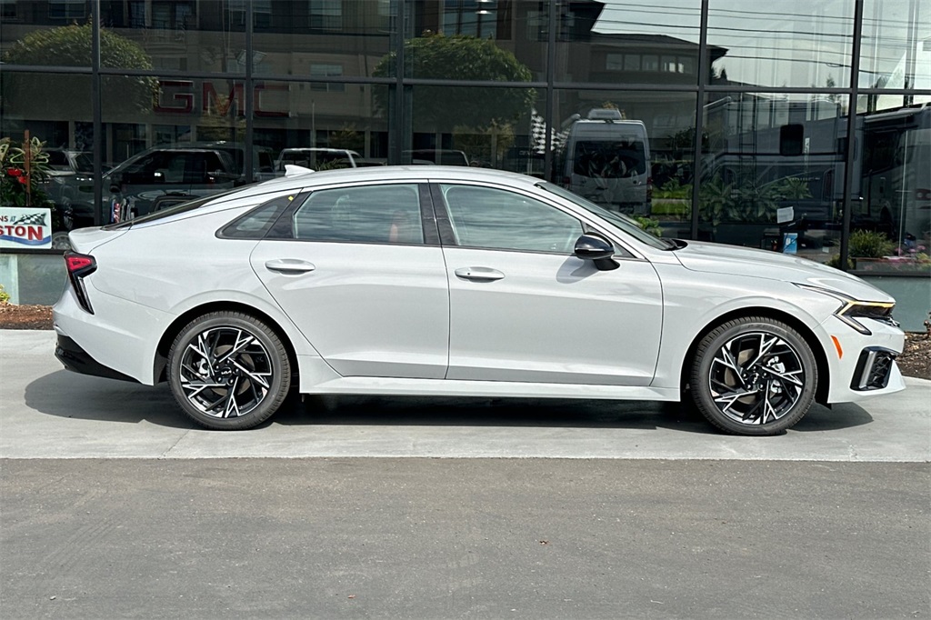 new 2026 Kia K5 car, priced at $31,425