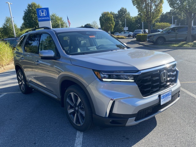 new 2025 Honda Pilot car, priced at $46,755