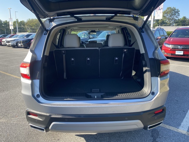 new 2025 Honda Pilot car, priced at $46,755