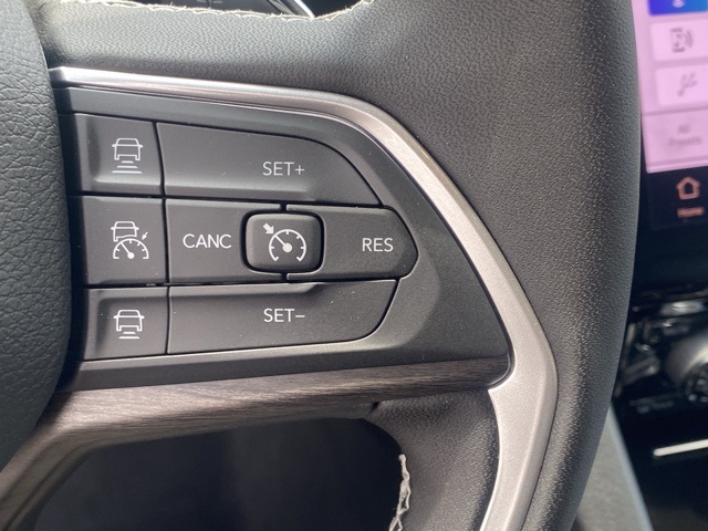 new 2025 Jeep Grand Cherokee L car, priced at $49,246