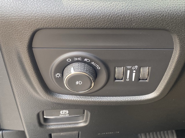 new 2025 Jeep Grand Cherokee L car, priced at $49,246