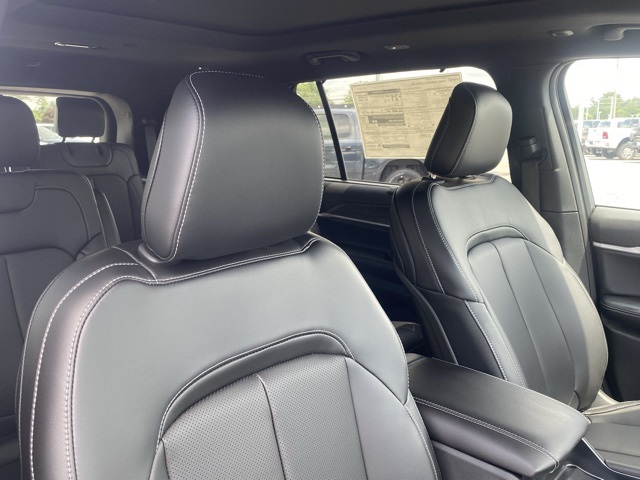 new 2025 Jeep Grand Cherokee L car, priced at $49,246