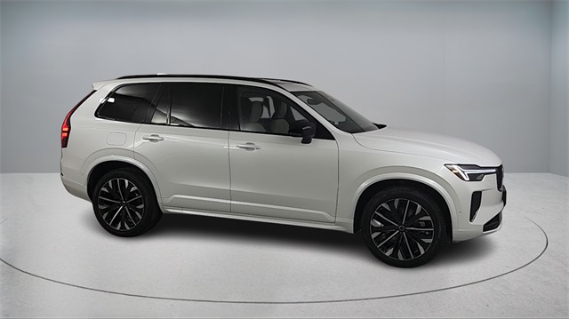 new 2026 Volvo XC90 Plug-In Hybrid car, priced at $94,585