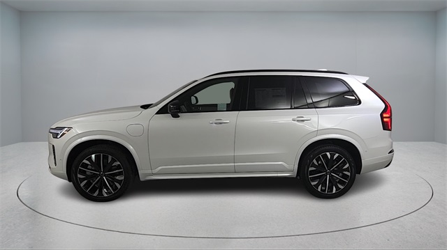 new 2026 Volvo XC90 Plug-In Hybrid car, priced at $94,585