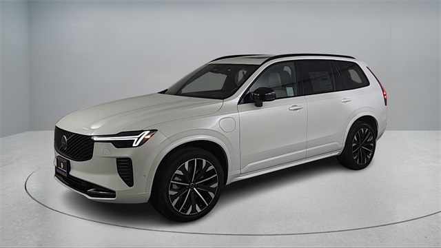 new 2026 Volvo XC90 Plug-In Hybrid car, priced at $94,585