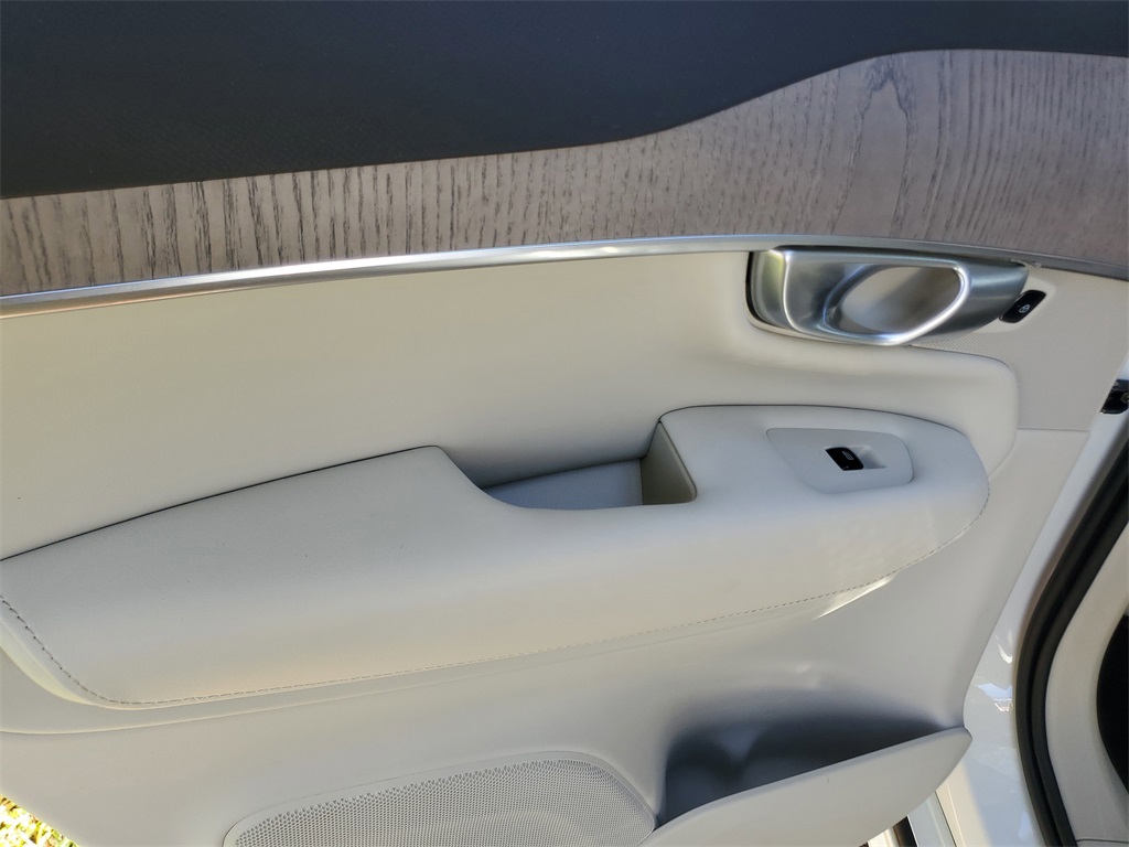used 2024 Volvo XC90 Recharge Plug-In Hybrid car, priced at $51,849