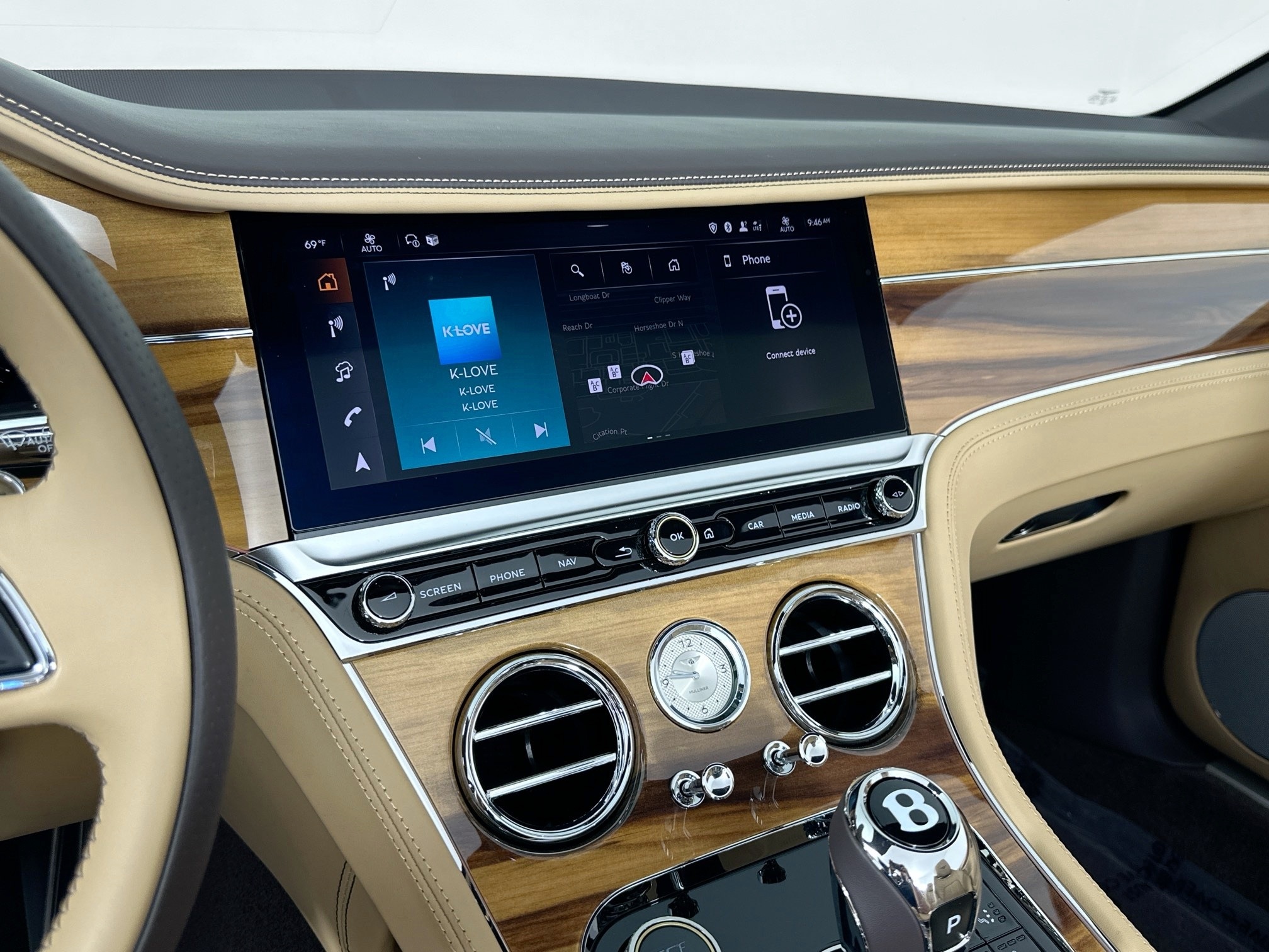 new 2025 Bentley Continental GTC car