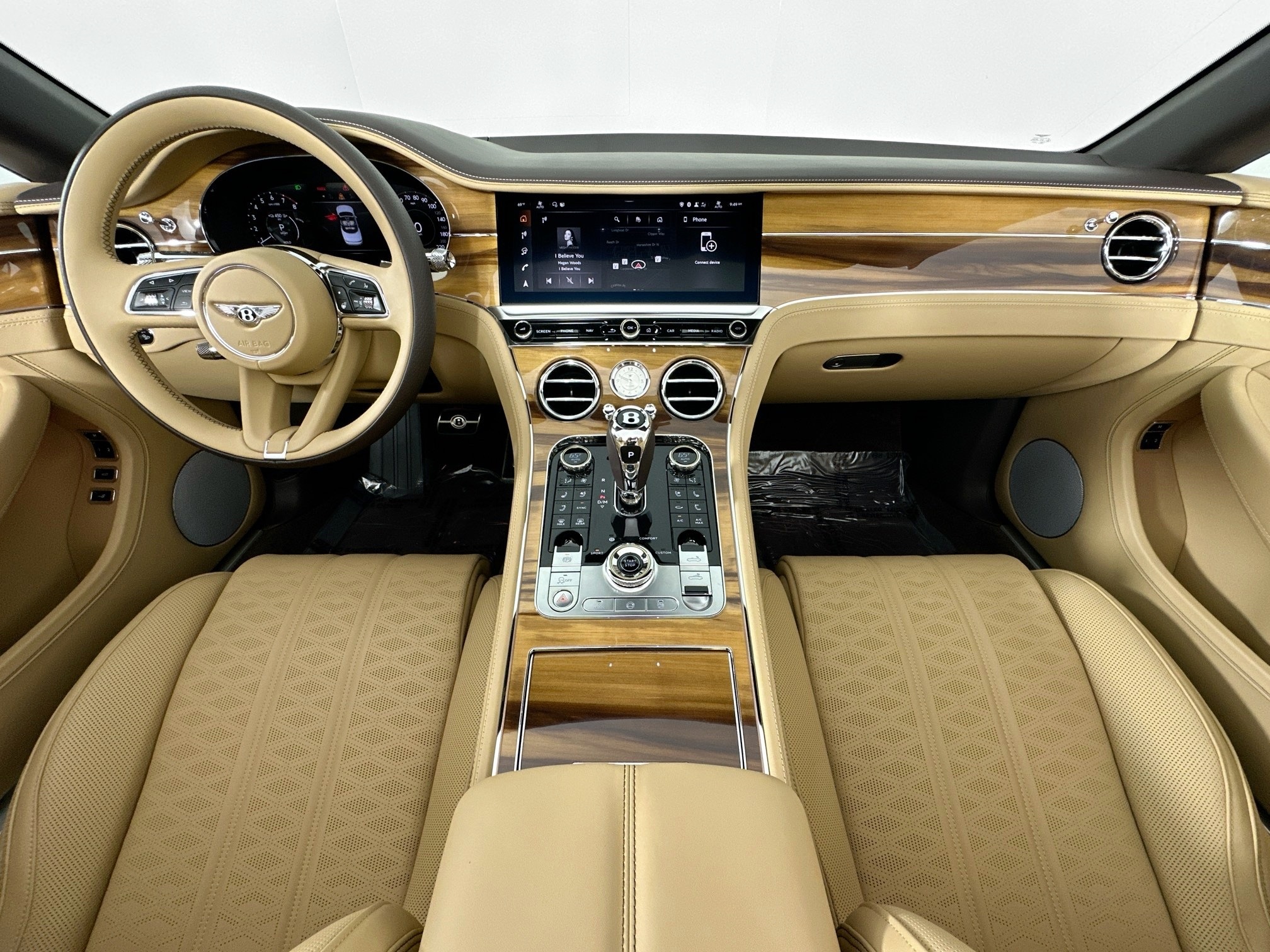 new 2025 Bentley Continental GTC car