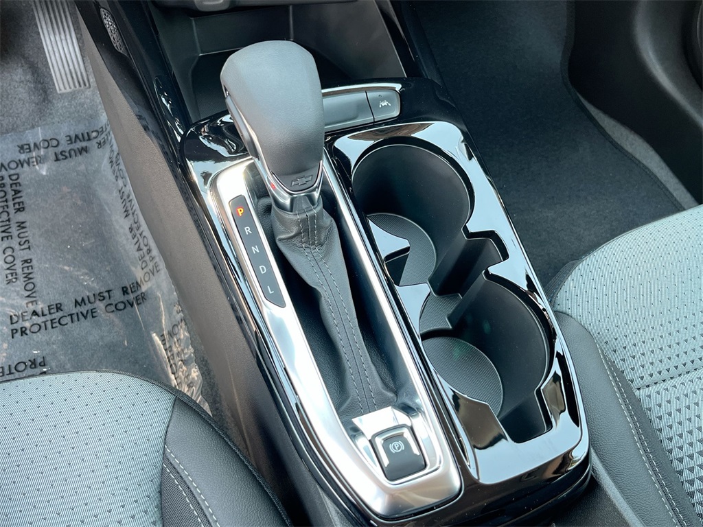 new 2025 Chevrolet Trax car, priced at $24,107
