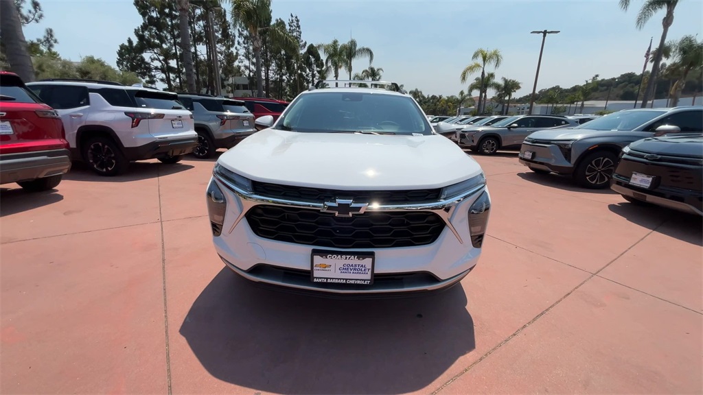 new 2025 Chevrolet Trax car, priced at $24,107
