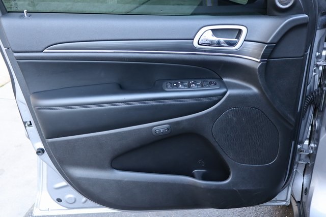 used 2021 Jeep Grand Cherokee car, priced at $24,500