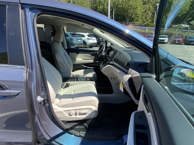 new 2026 Honda Odyssey car, priced at $42,076