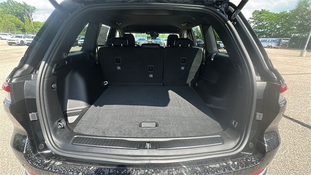 new 2025 Jeep Grand Cherokee car, priced at $45,025