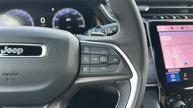 new 2025 Jeep Grand Cherokee car, priced at $45,025