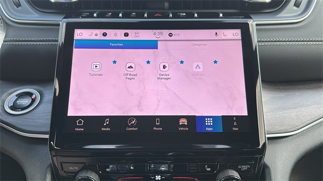 new 2025 Jeep Grand Cherokee car, priced at $45,025