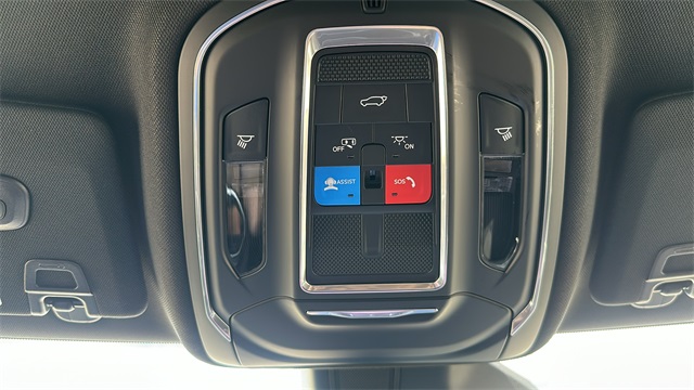 new 2025 Jeep Grand Cherokee car, priced at $45,025