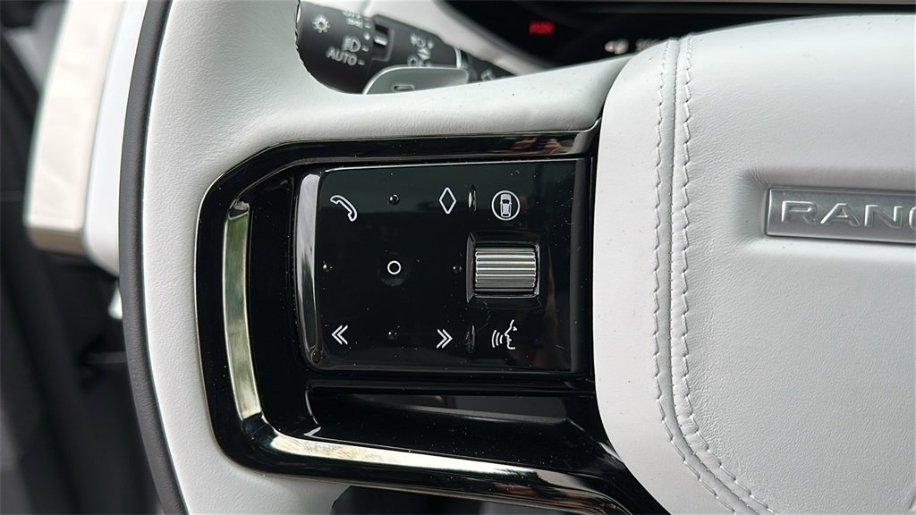 new 2025 Land Rover Range Rover Sport car, priced at $117,450