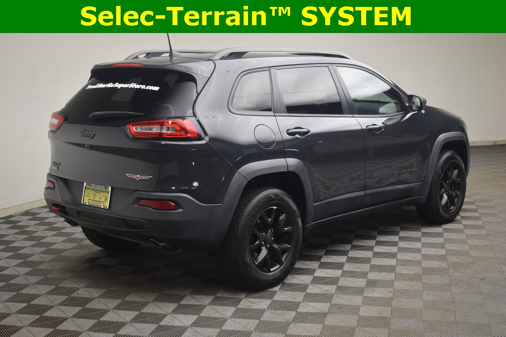 used 2016 Jeep Cherokee car, priced at $12,400