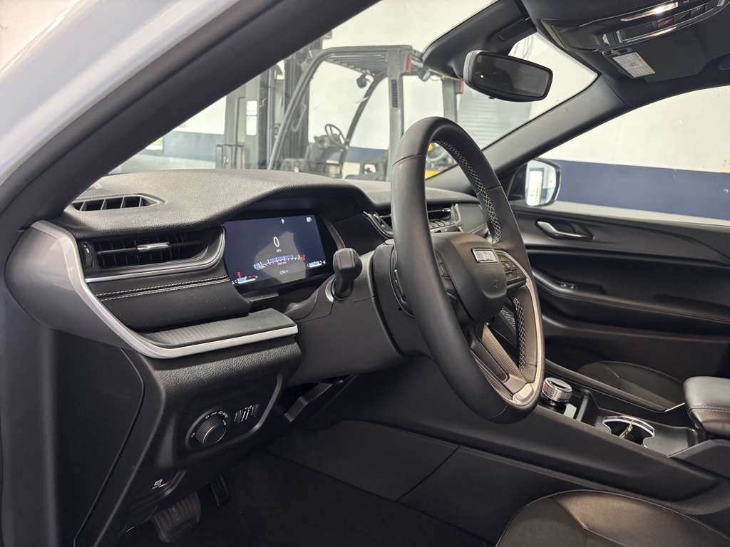 used 2024 Jeep Grand Cherokee L car, priced at $31,597