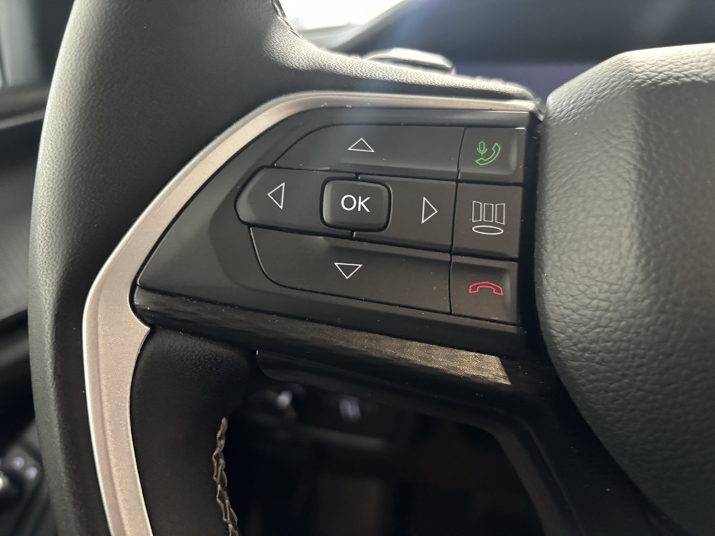 used 2024 Jeep Grand Cherokee L car, priced at $31,597