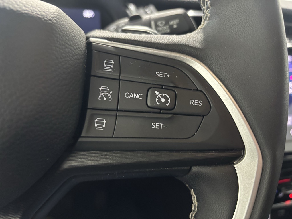 used 2024 Jeep Grand Cherokee L car, priced at $31,597
