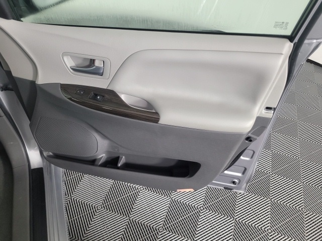used 2018 Toyota Sienna car, priced at $26,822